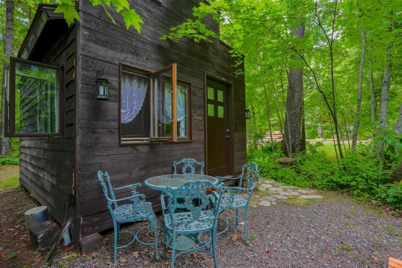 Vintage Wild West Tiny Hotel In The Woods! Pine City Zewnętrze zdjęcie